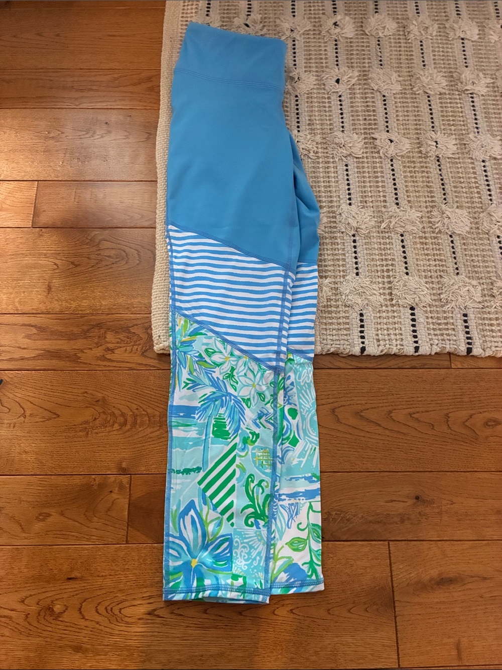 NWOT Lilly Pulitzer Luxletic Leggings